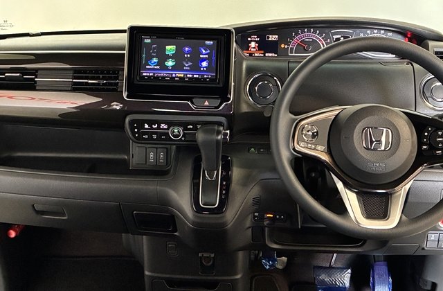 ホンダN-BOXカスタムG L