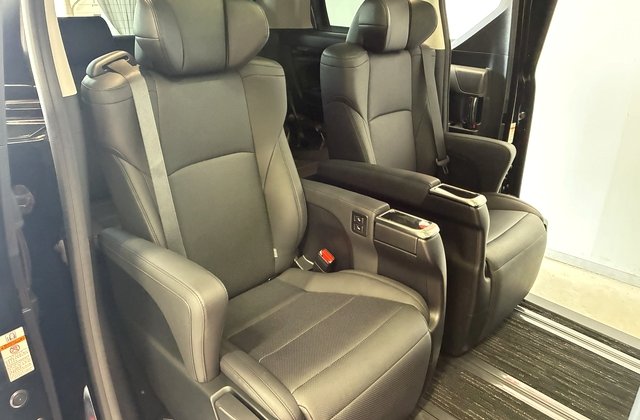 トヨタアルファードS Cパッケージ