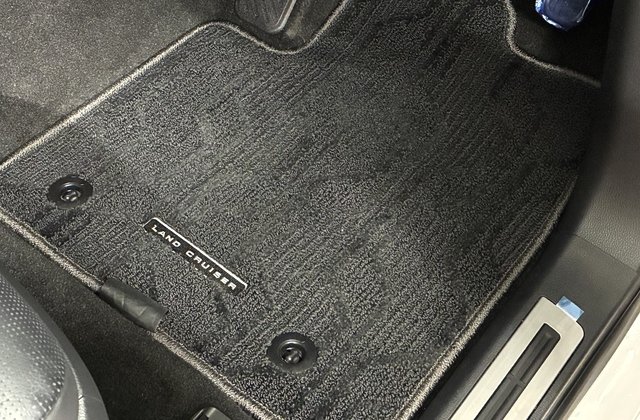 トヨタランドクルーザーZX