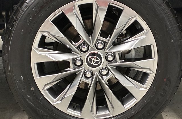 トヨタランドクルーザーZX