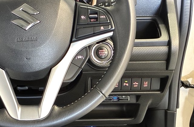 スズキクロスビーハイブリッドMZ ブラウンアクセントパッケージ