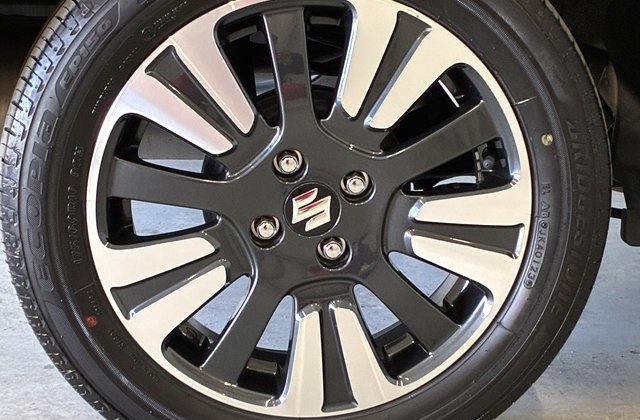 スズキクロスビーハイブリッドMZ ブラウンアクセントパッケージ