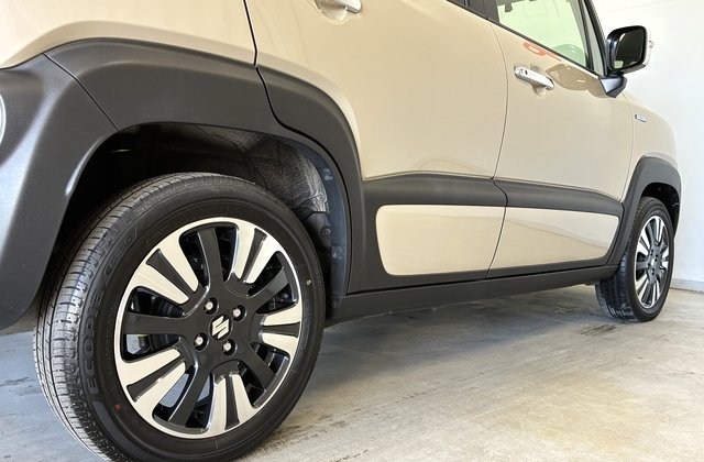 スズキクロスビーハイブリッドMZ ブラウンアクセントパッケージ