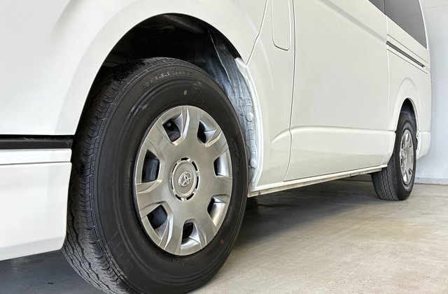 トヨタハイエースバン スーパーGL 50thアニバーサリーリミテッド