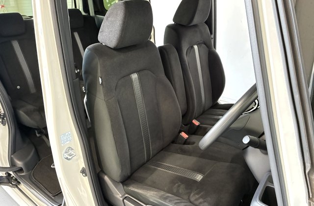 ホンダN-BOXカスタムL