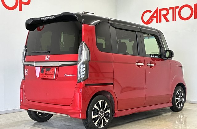 ホンダN-BOXカスタムL コーディネートスタイル