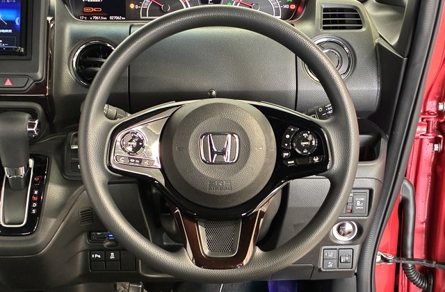 ホンダN-BOXカスタムL コーディネートスタイル