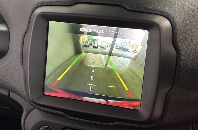 ジープレネゲードトレイルホーク