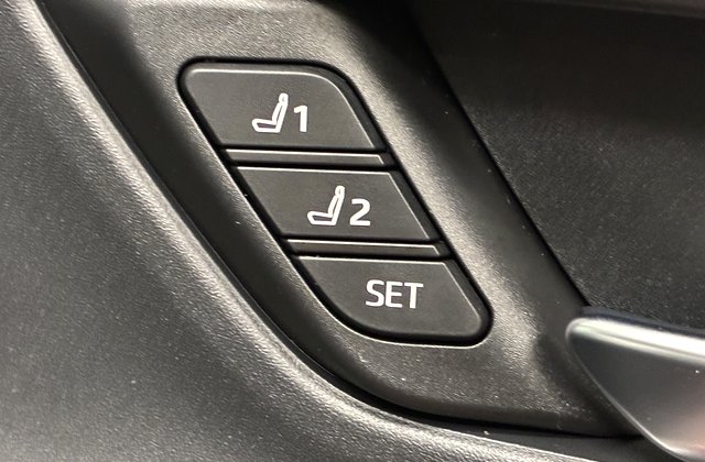 トヨタプリウスZ