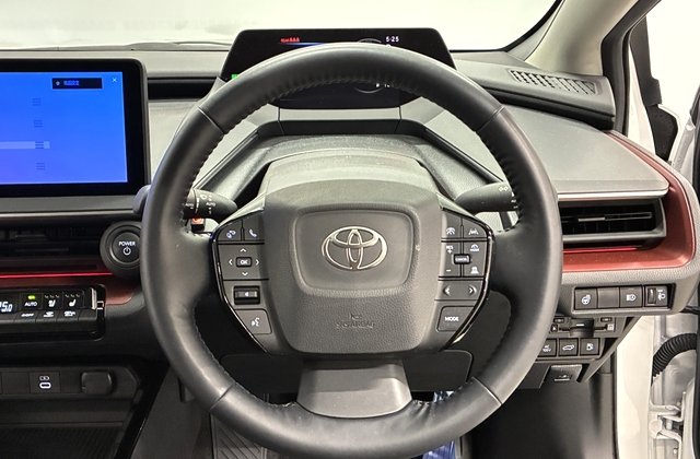 トヨタプリウスZ