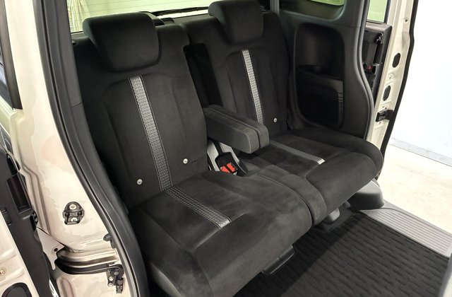 ホンダN-BOXカスタムL