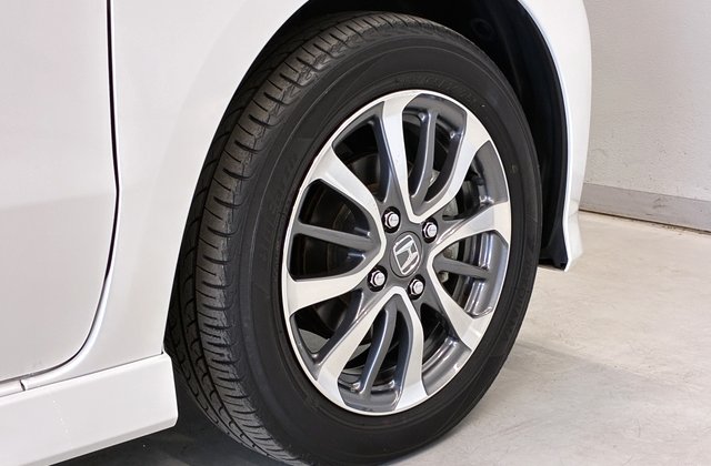 ホンダN-BOXカスタムL