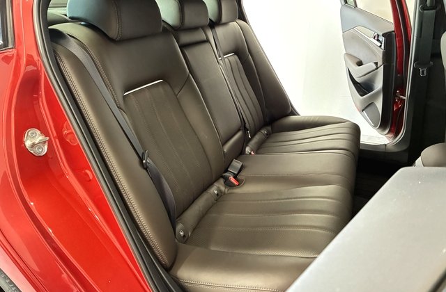 マツダMAZDA6セダンXD Lパッケージ