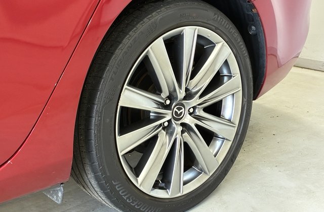 マツダMAZDA6セダンXD Lパッケージ