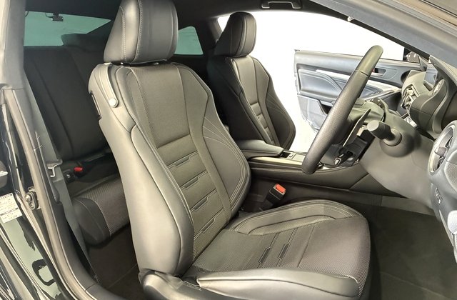 レクサスRC300h Fスポーツ