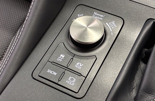 レクサスRC300h Fスポーツ