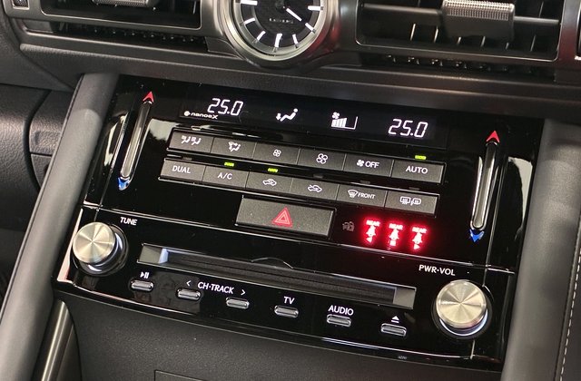 レクサスIS500 Fスポーツパフォーマンス