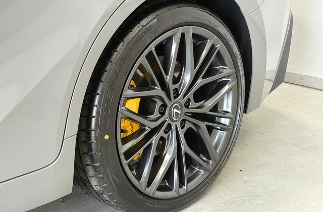 レクサスIS500 Fスポーツパフォーマンス