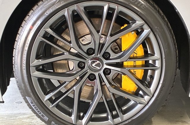 レクサスIS500 Fスポーツパフォーマンス