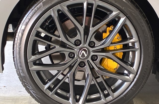 レクサスIS500 Fスポーツパフォーマンス