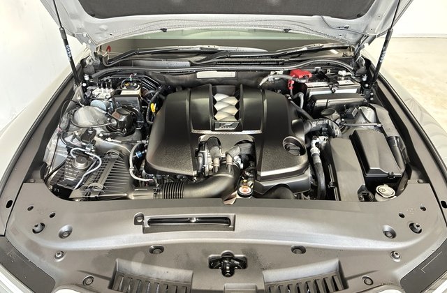 レクサスIS500 Fスポーツパフォーマンス