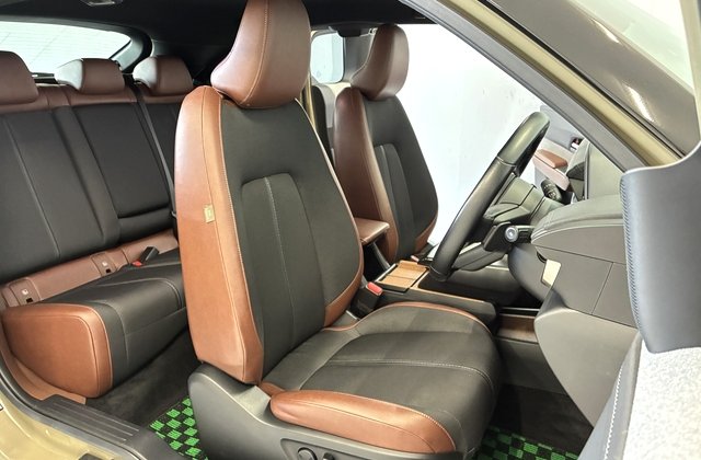 マツダMX-30インダストリアルクラシック