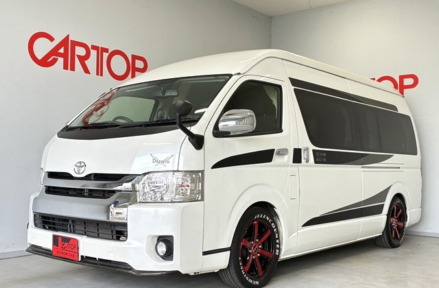 ハイエース バン キャンピング仕様