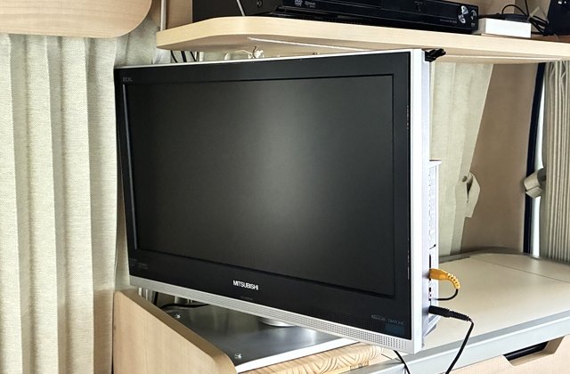 トヨタハイエースバン キャンピング仕様