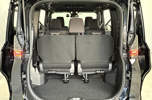 トヨタヴォクシーハイブリッド S-G