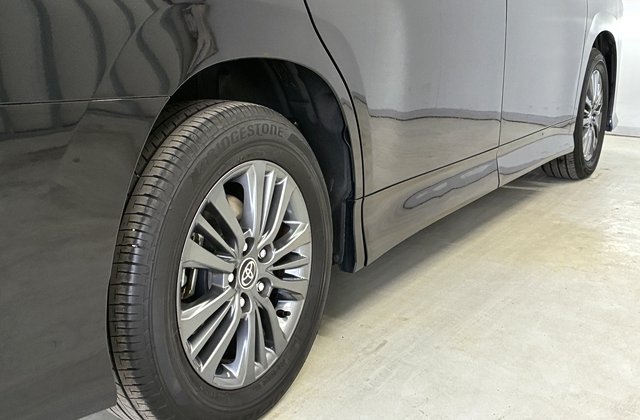 トヨタヴォクシーハイブリッド S-G