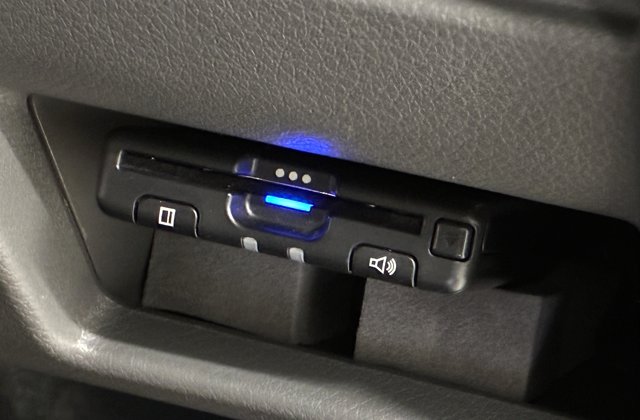 ニッサンNV350キャラバンワゴン GX