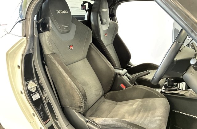 ダイハツコペンGRスポーツ