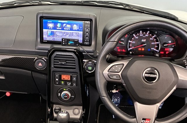 ダイハツコペンGRスポーツ