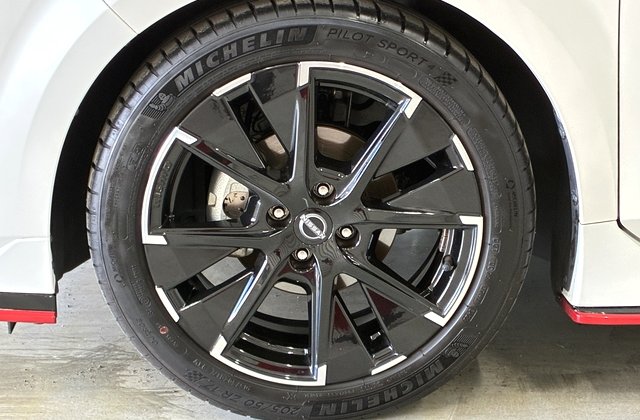 ニッサンノートオーラ ニスモ