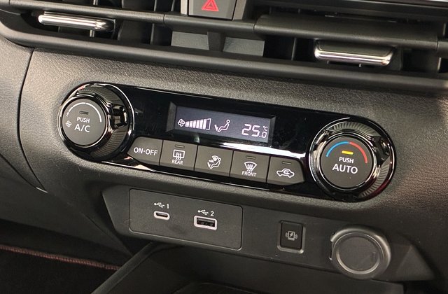 ニッサンノートオーラ ニスモ