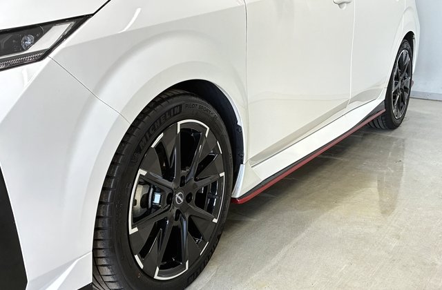 ニッサンノートオーラ ニスモ