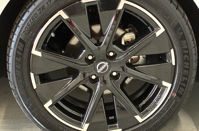 ニッサンノートオーラ ニスモ