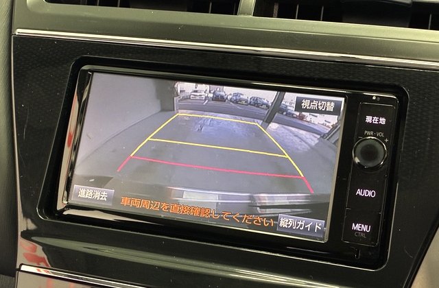 トヨタプリウスαS