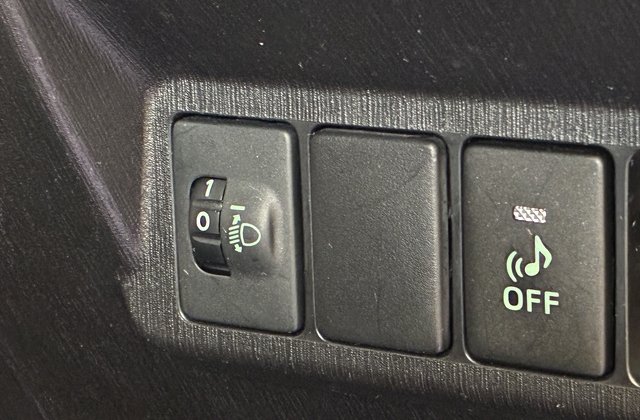 トヨタプリウスαS