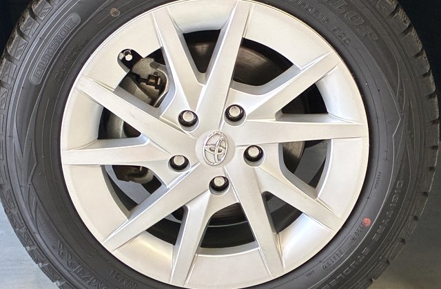 トヨタプリウスαS