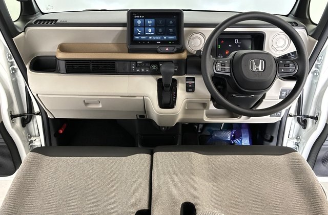 ホンダN-BOXベースグレード