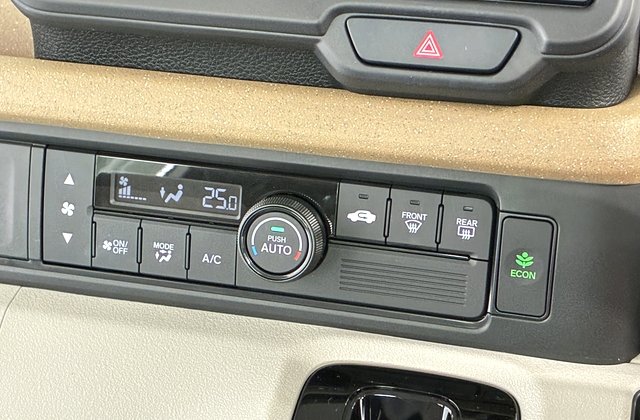 ホンダN-BOXベースグレード