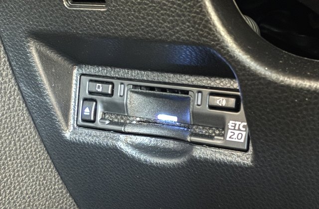 トヨタヴォクシーハイブリッド S-Z