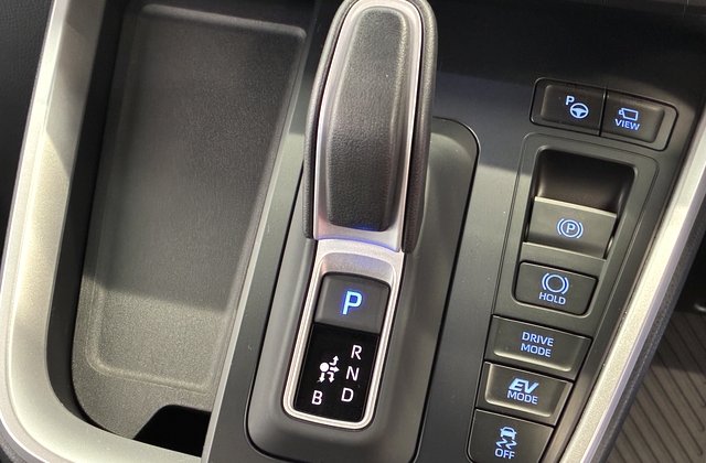 トヨタヴォクシーハイブリッド S-Z