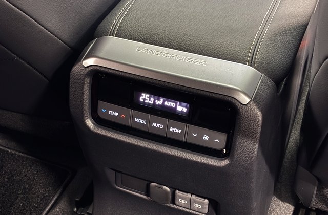 トヨタランドクルーザー250 VX