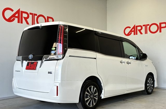 トヨタエスクァイアハイブリッドGi プレミアムパッケージ