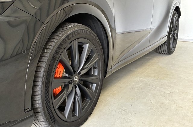 レクサスRX500h Fスポーツ パフォーマンス