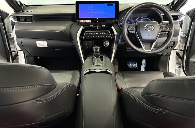 トヨタハリアーZ レザーパッケージ