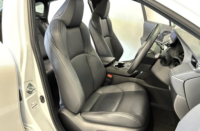 トヨタハリアーZ レザーパッケージ