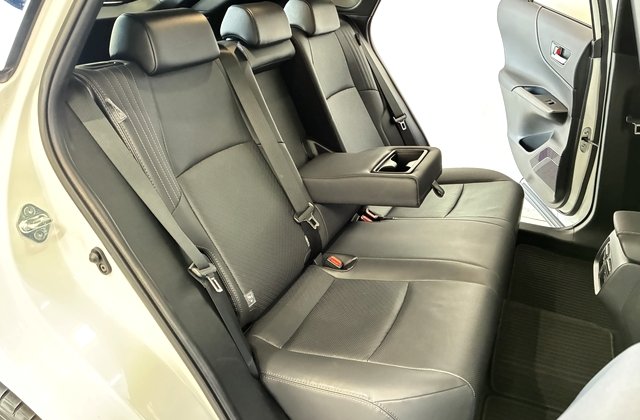 トヨタハリアーZ レザーパッケージ